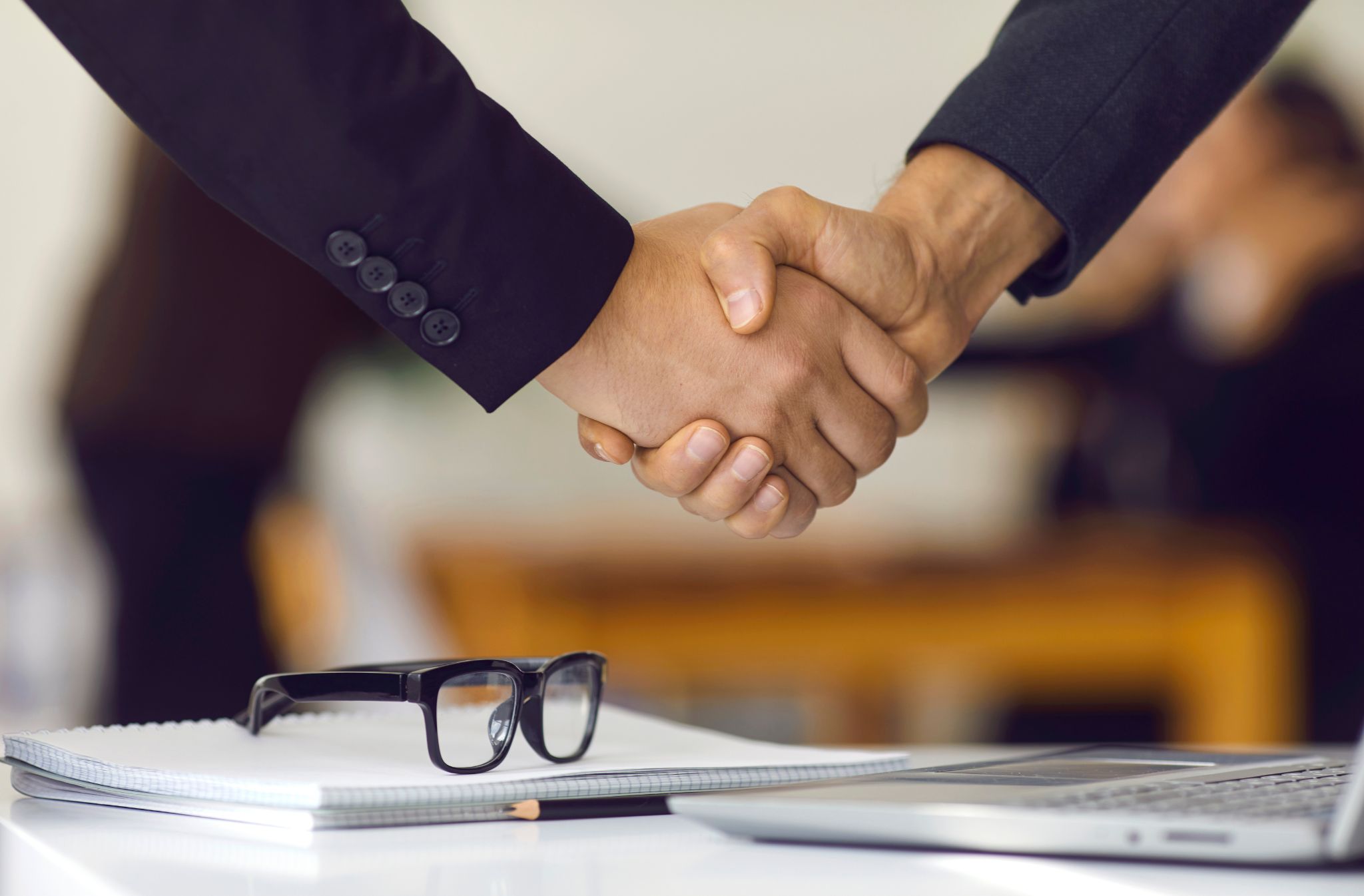 Como Desvincular um Sócio da Empresa? Entenda o caminho correto!
