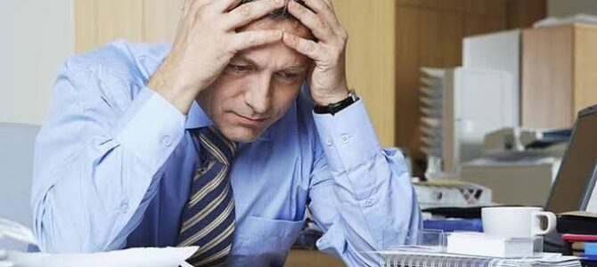 Como Sair do Endividamento Empresarial e Voltar a Lucrar? Guia do Empresário Como Sair do Endividamento Empresarial e Voltar a Lucrar? Guia do Empresário
